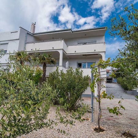 קרק Apartments Oleander מראה חיצוני תמונה