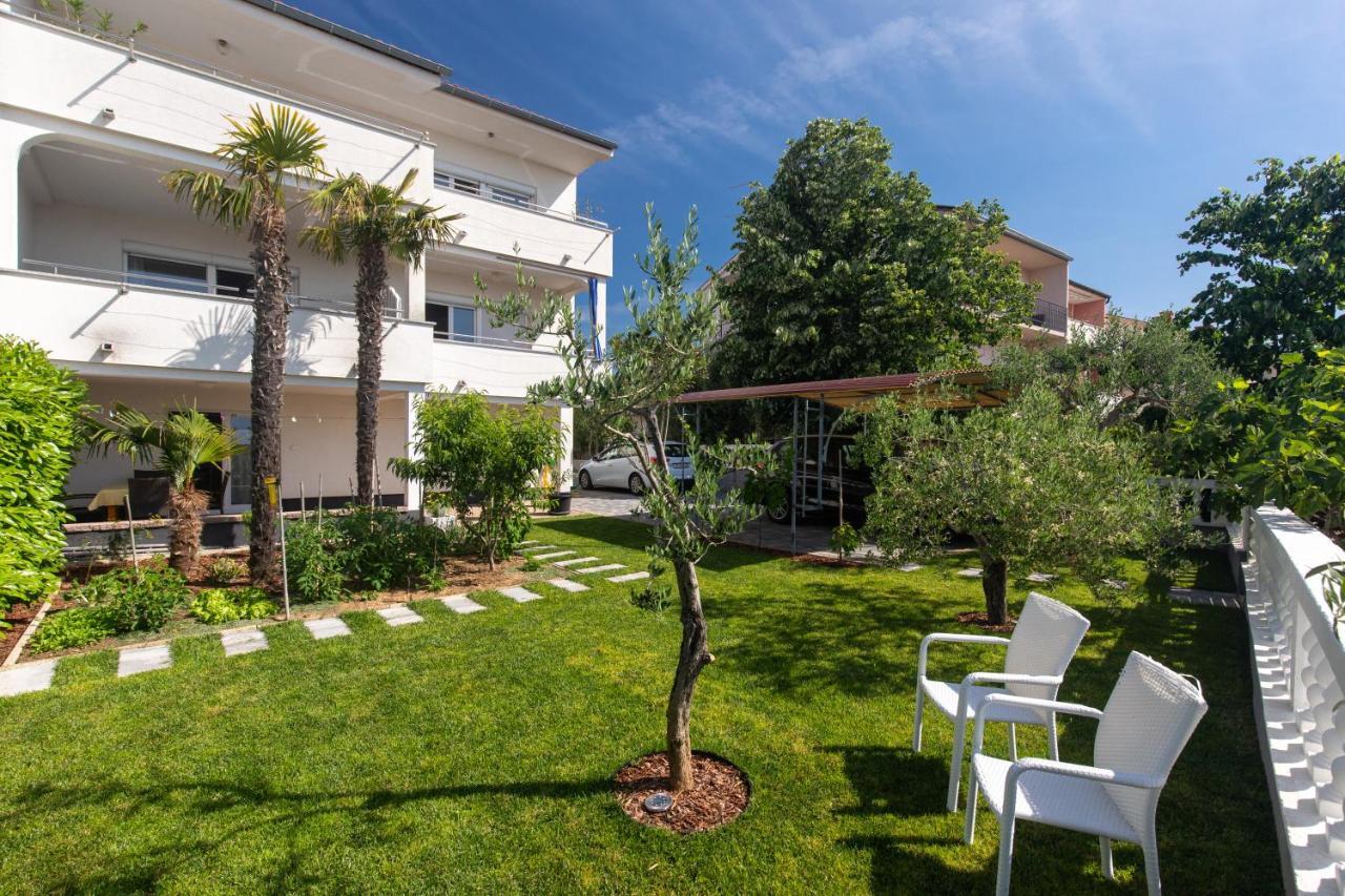 קרק Apartments Oleander מראה חיצוני תמונה