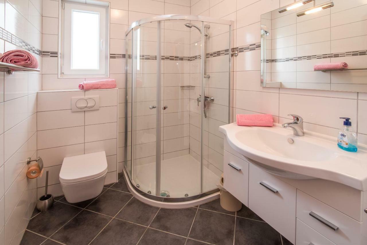 קרק Apartments Oleander מראה חיצוני תמונה